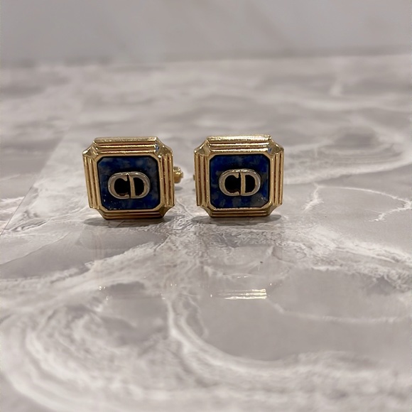 Christian Dior vtg blue gold tone square cuff links - Picture 1 of 6